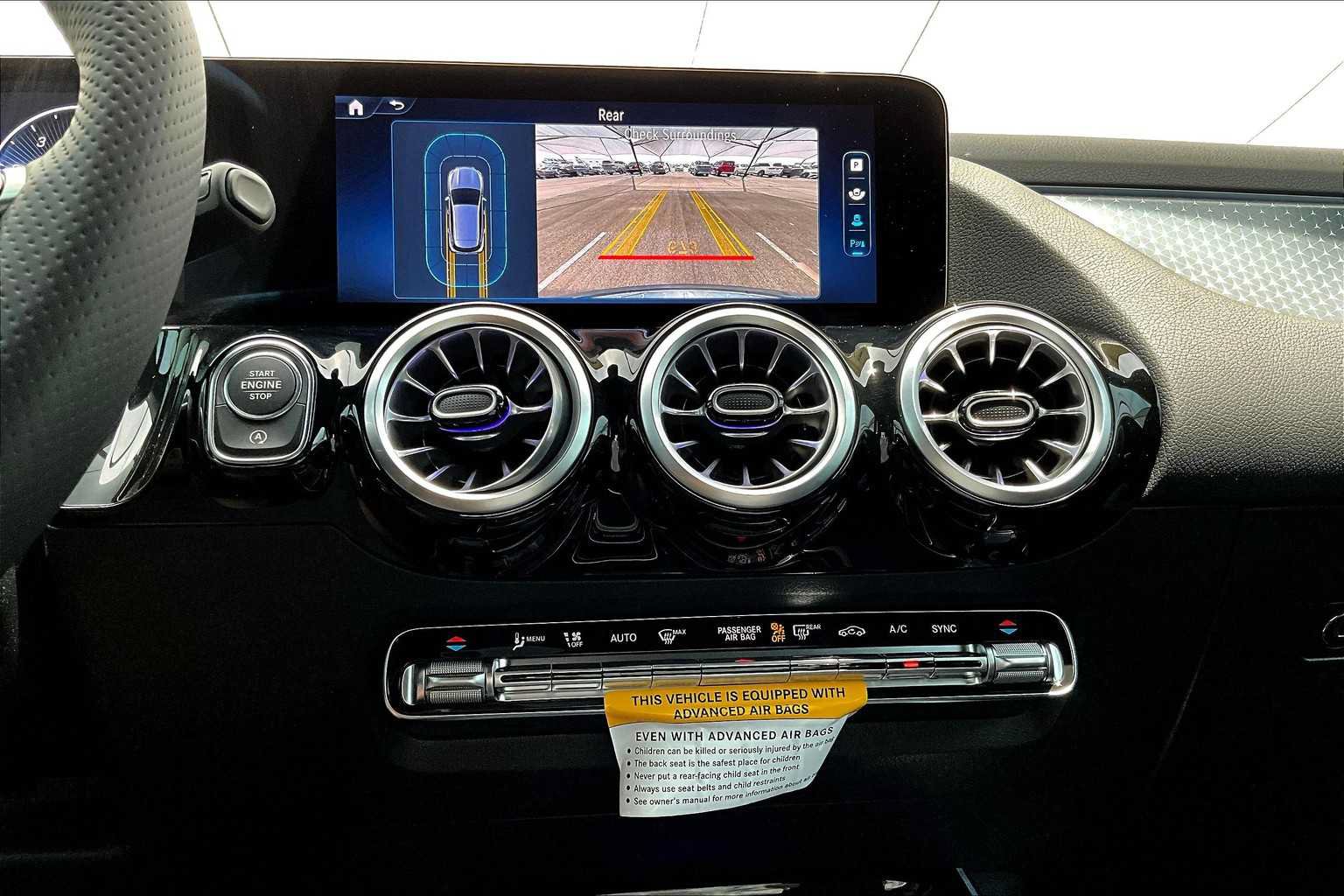 New 2025 Mercedes-Benz GLA 250 image 12