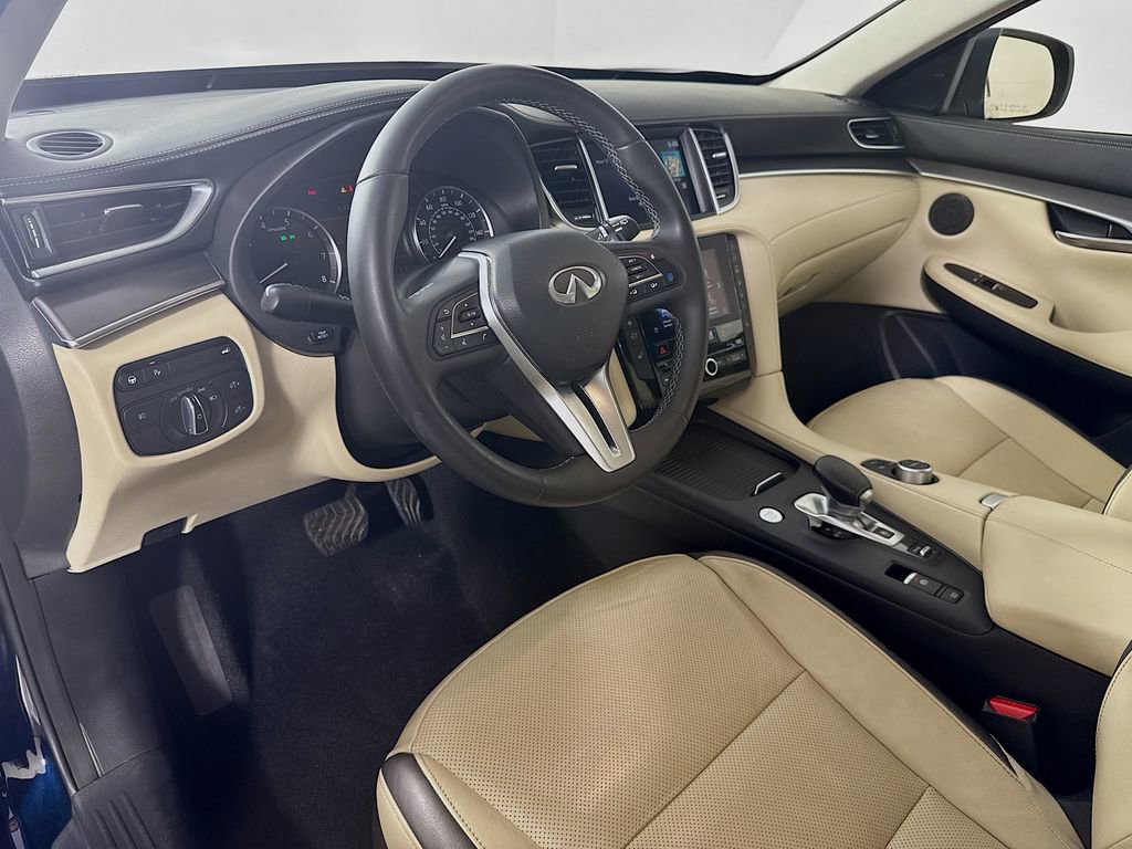 Used 2022 INFINITI QX50 Luxe FWD image 11