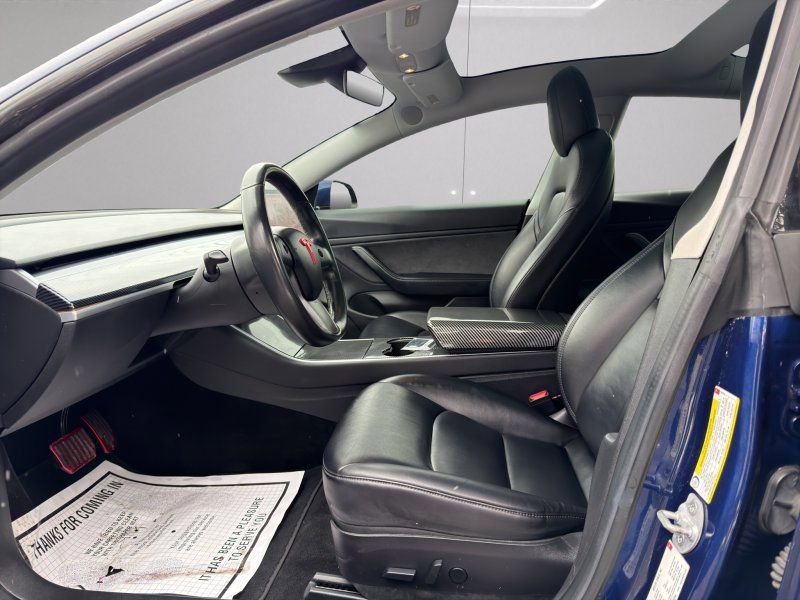 Used 2018 Tesla Model 3 Long Range image 9