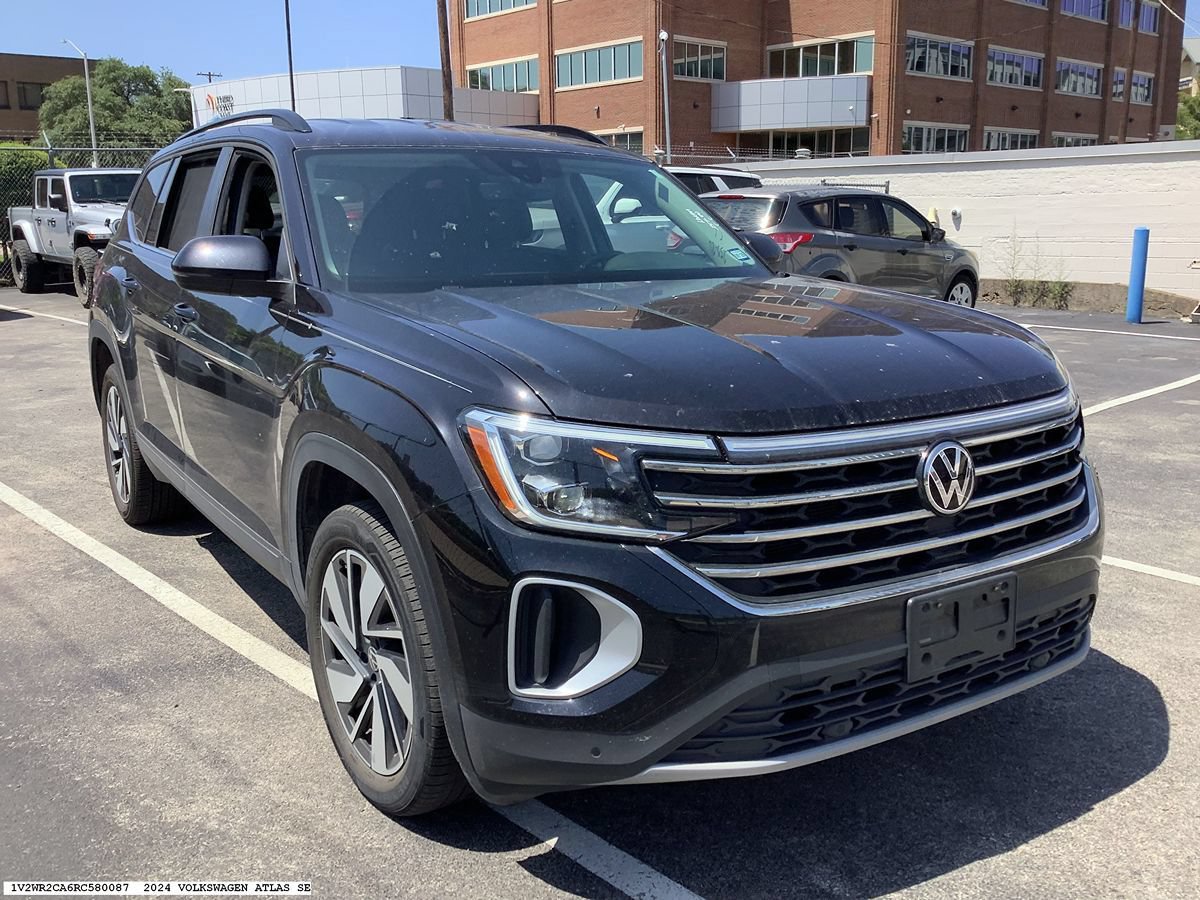 Used 2024 Volkswagen Atlas SE FWD image 4