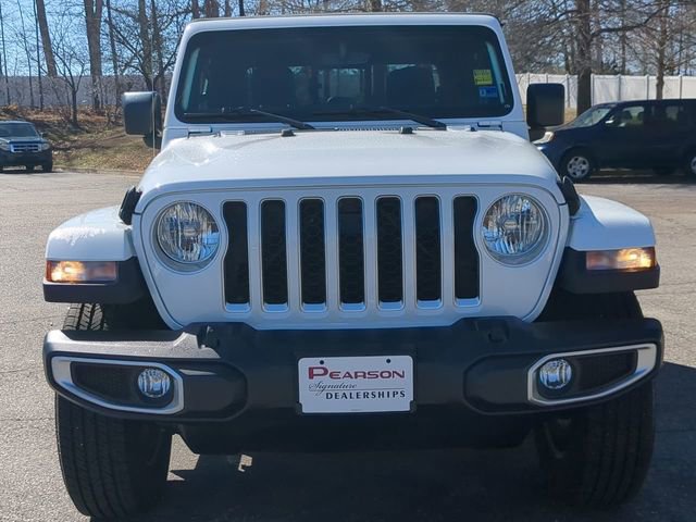 Used 2023 Jeep Gladiator Overland w/ Trailer Tow Package image 8