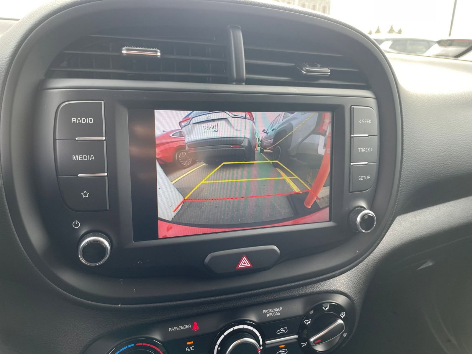 Used 2025 Kia Soul LX w/ LX Technology Package image 22