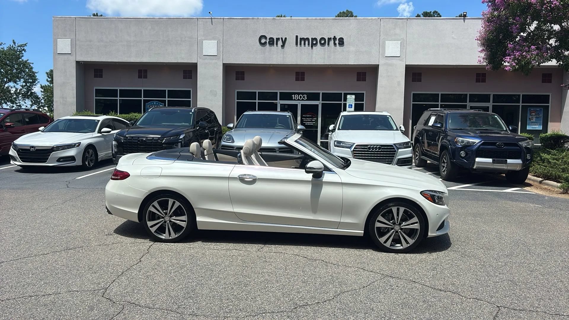 Used 2017 Mercedes-Benz C 300 Cabriolet image 4