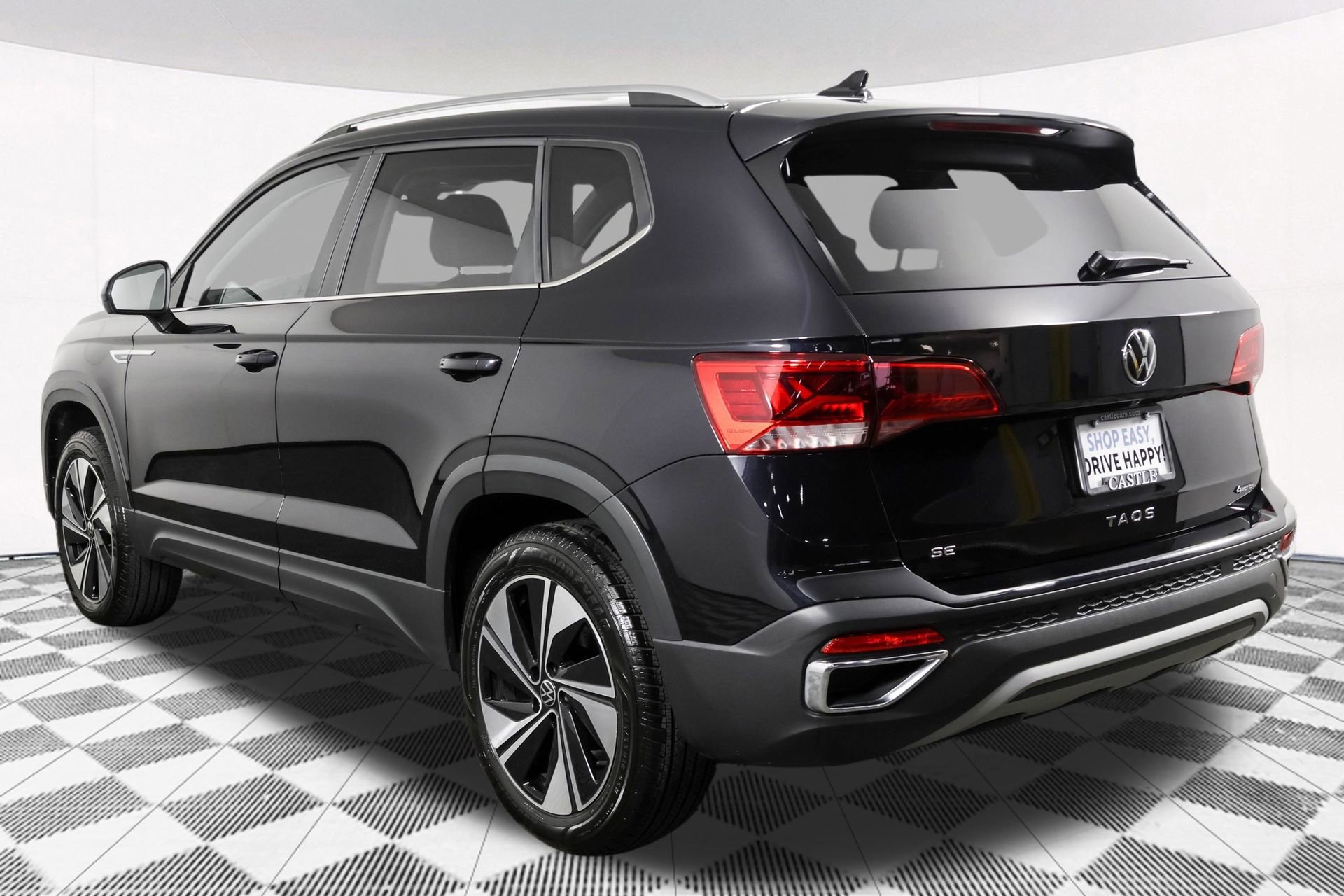 Used 2023 Volkswagen Taos SE AWD/4WD image 19