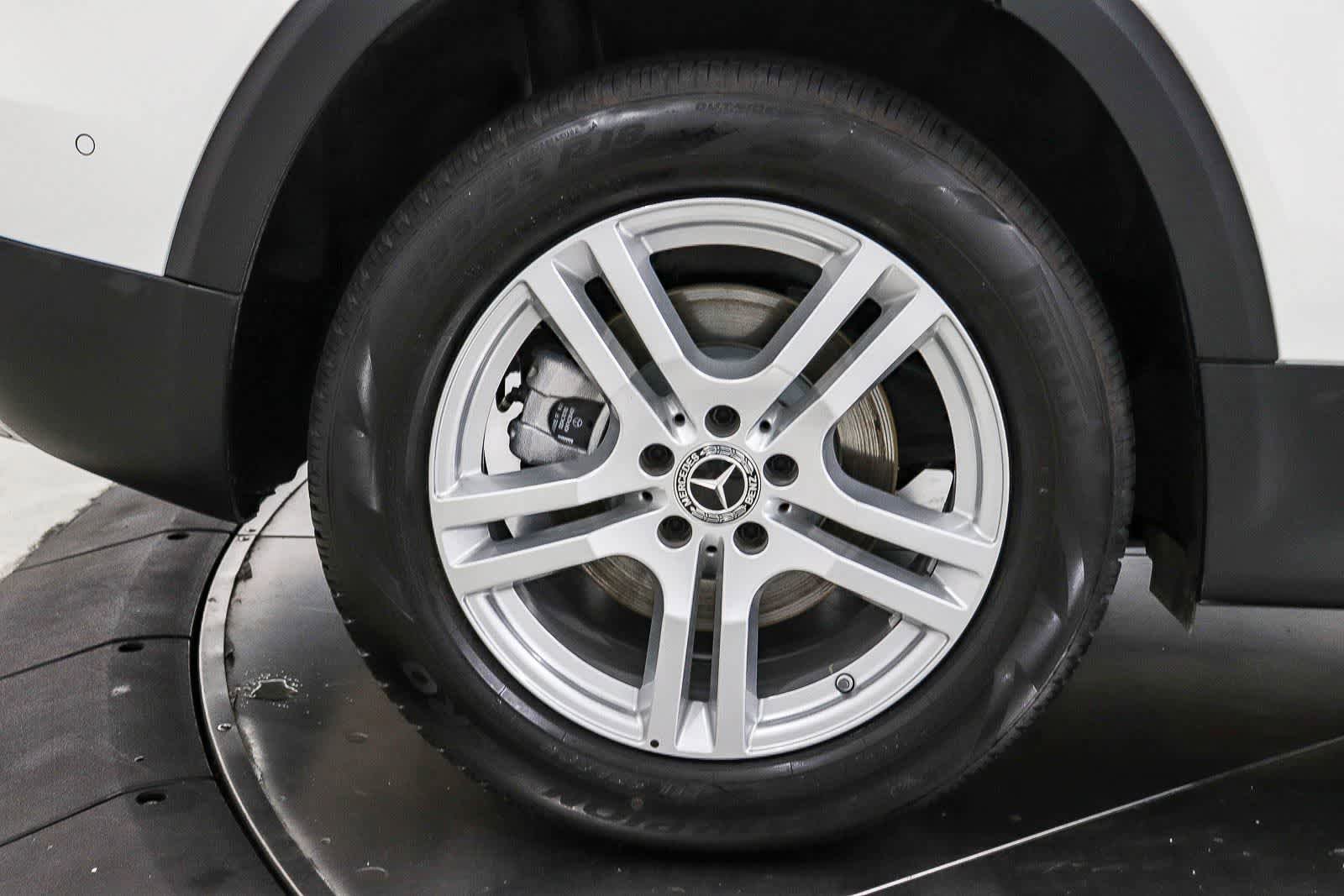 Used 2022 Mercedes-Benz GLB 250 4MATIC image 10