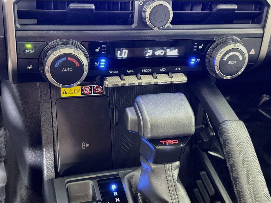 Certified 2025 Toyota 4Runner TRD Off-Road Premium AWD/4WD image 10