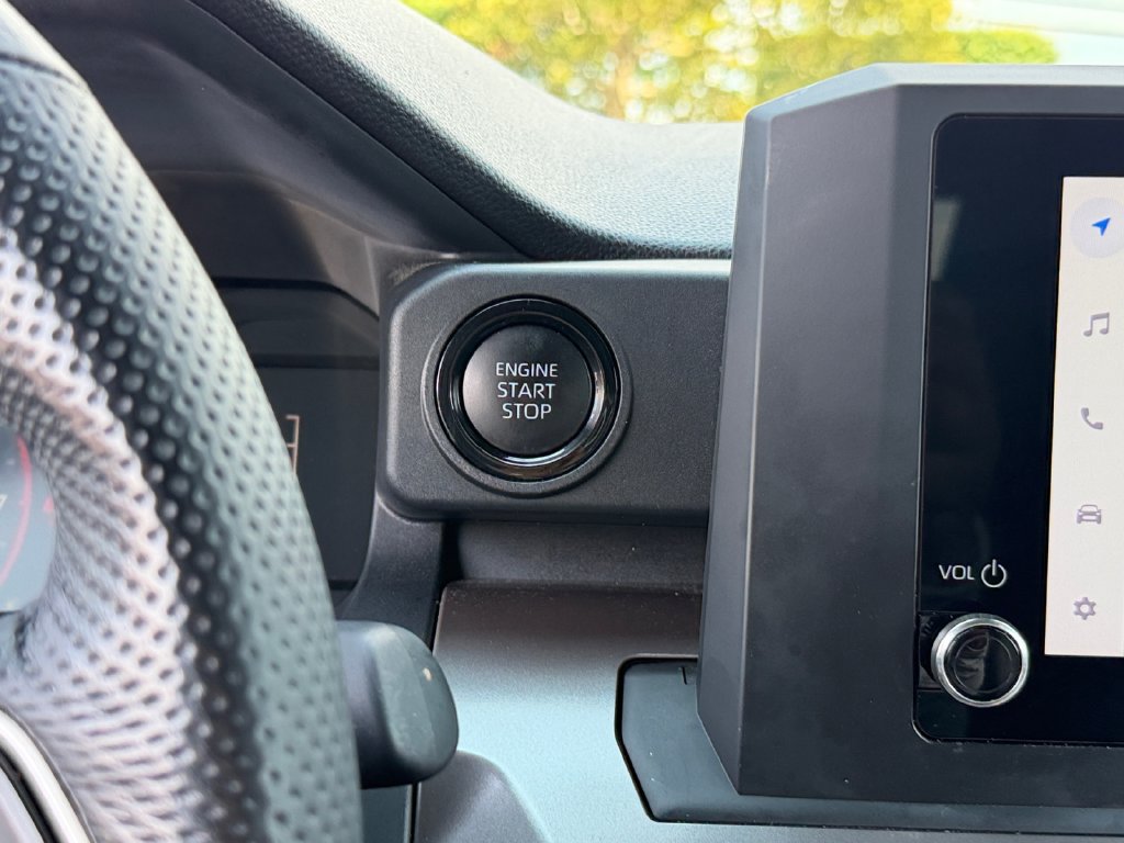 Certified 2024 Toyota Tacoma SR5 AWD/4WD image 24