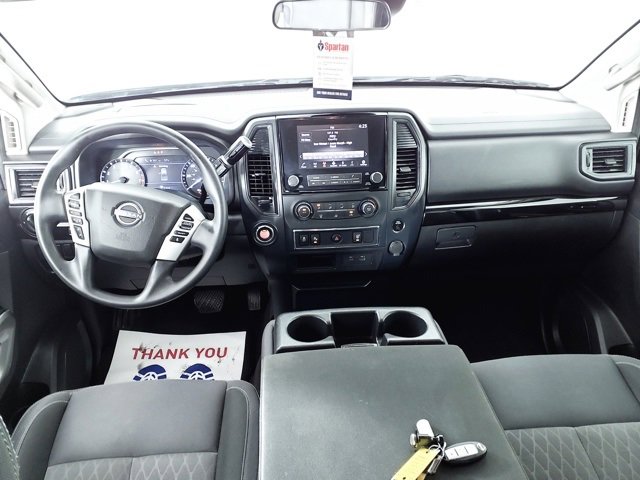 Used 2023 Nissan Titan SV image 21