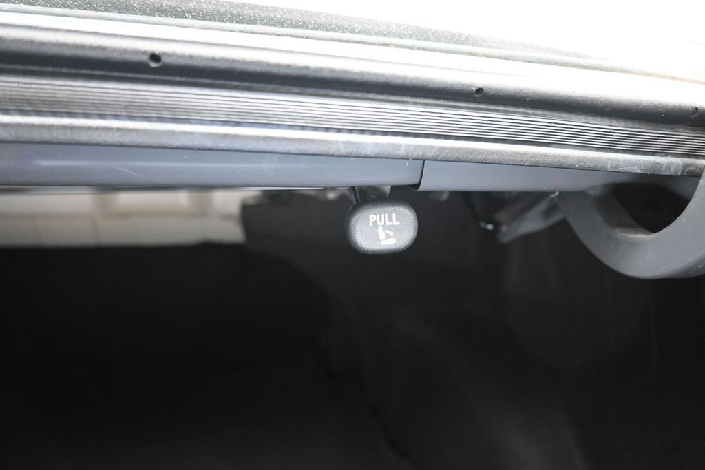 Used 2013 Hyundai Sonata Limited w/ Premium Pkg FWD image 46