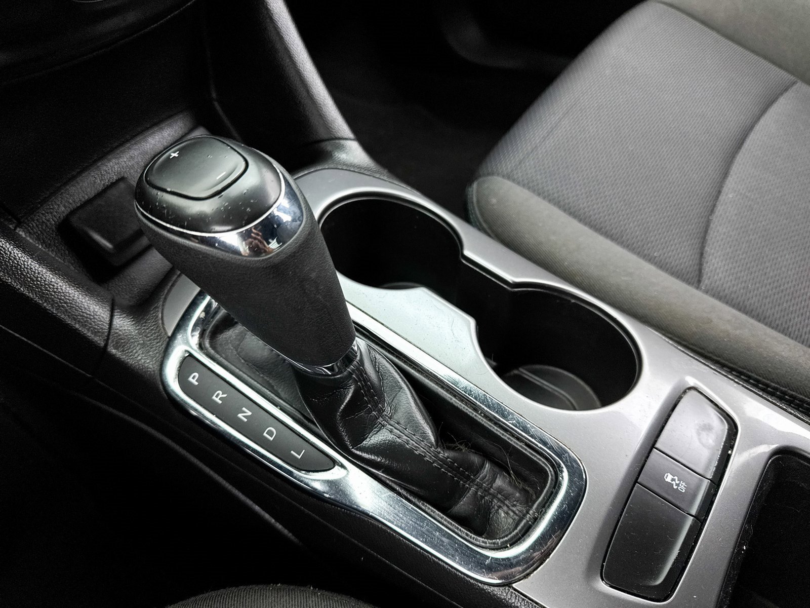 Used 2018 Chevrolet Cruze LT w/ RS Package image 25