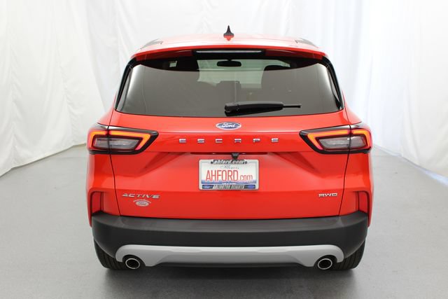 Used 2024 Ford Escape Active AWD/4WD image 8