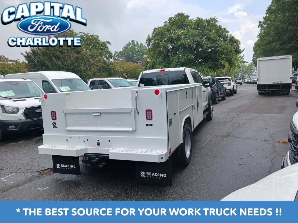 New 2026 Ford F550 4x4 Crew Cab image 5