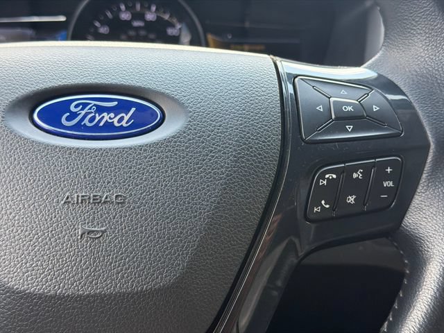 Used 2016 Ford Explorer XLT w/ Equipment Group 202A FWD image 30