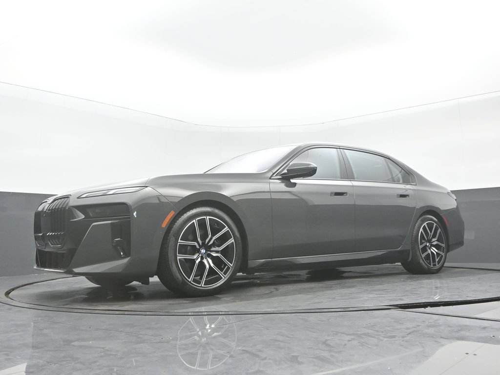 Used 2023 BMW i7 xDrive60 AWD/4WD image 30
