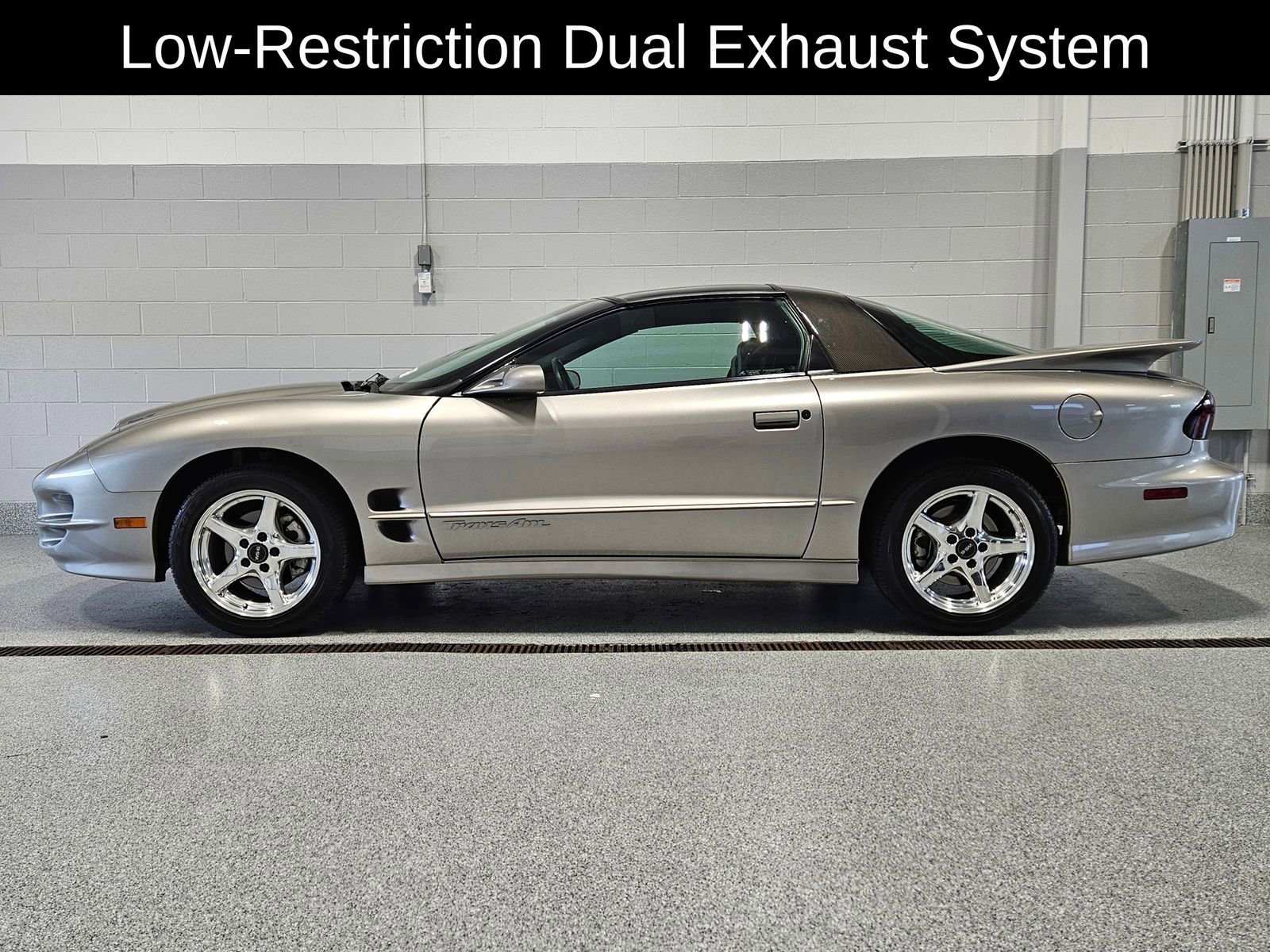 Used 2001 Pontiac Firebird Trans Am w/ SLP Firehawk Pkg RWD image 9