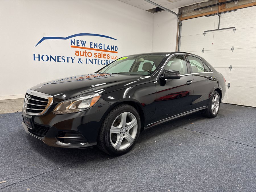 Used 2014 Mercedes-Benz E 350 4MATIC Sedan image 1