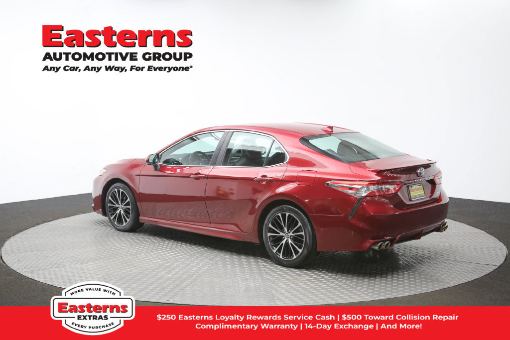 Used 2018 Toyota Camry SE w/ Audio Package FWD image 65