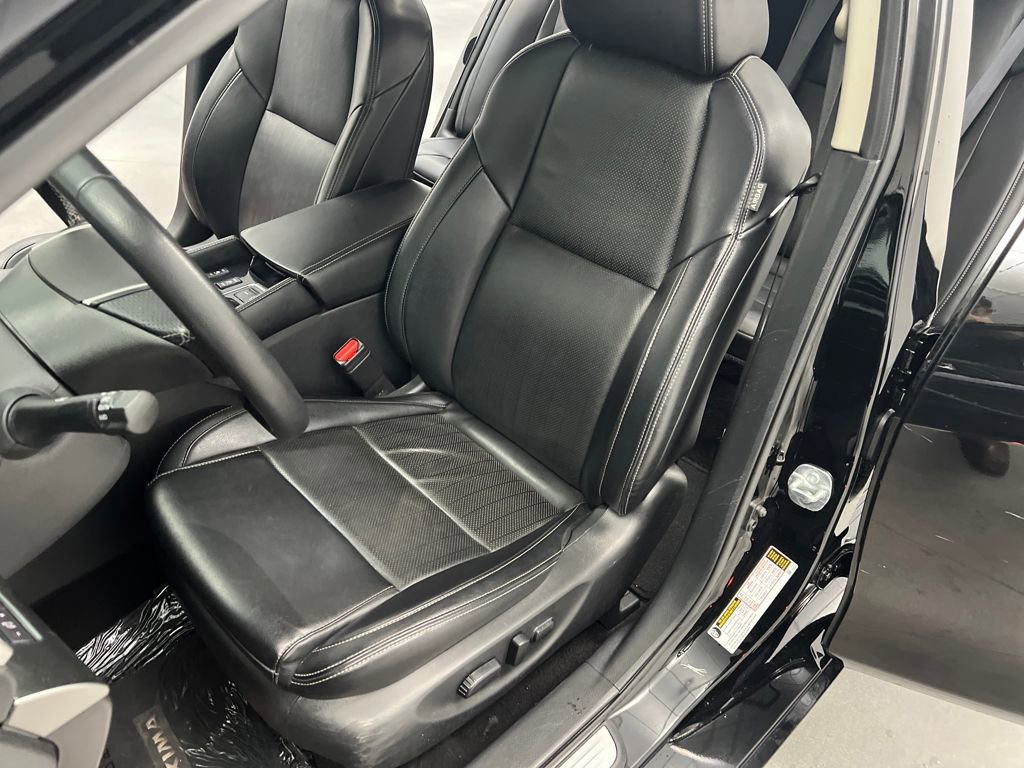 Used 2023 Nissan Maxima SV w/ Floor Mat Group image 9