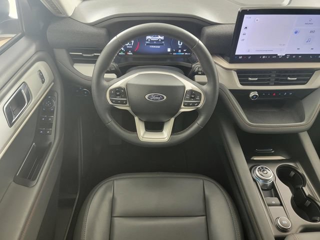 Used 2025 Ford Explorer Active w/ Active Comfort Package AWD/4WD image 25