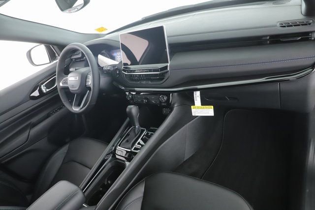 New 2026 Jeep Compass Limited image 31