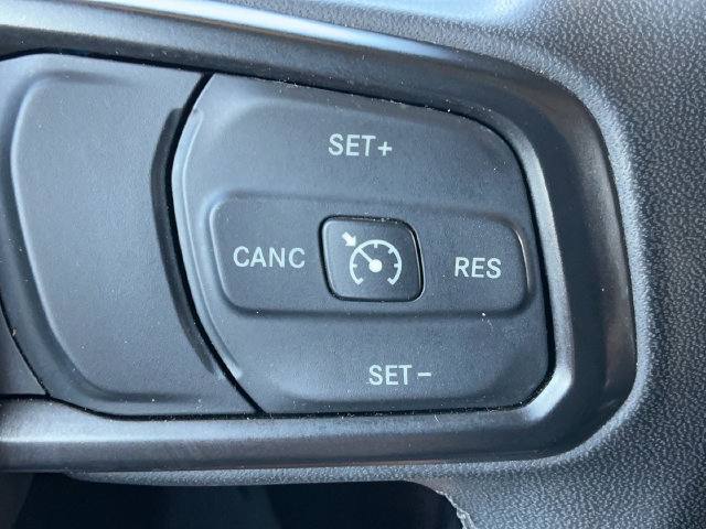 Used 2023 Jeep Wrangler Unlimited Sport AWD/4WD image 23