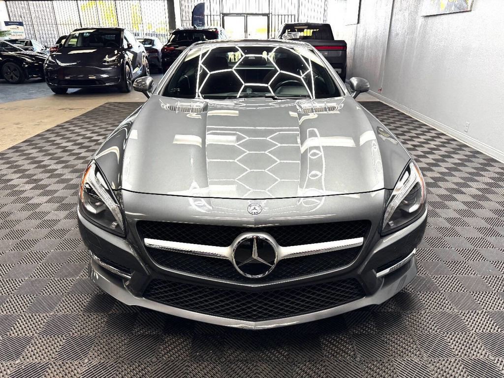 Used 2016 Mercedes-Benz SL 550 image 9