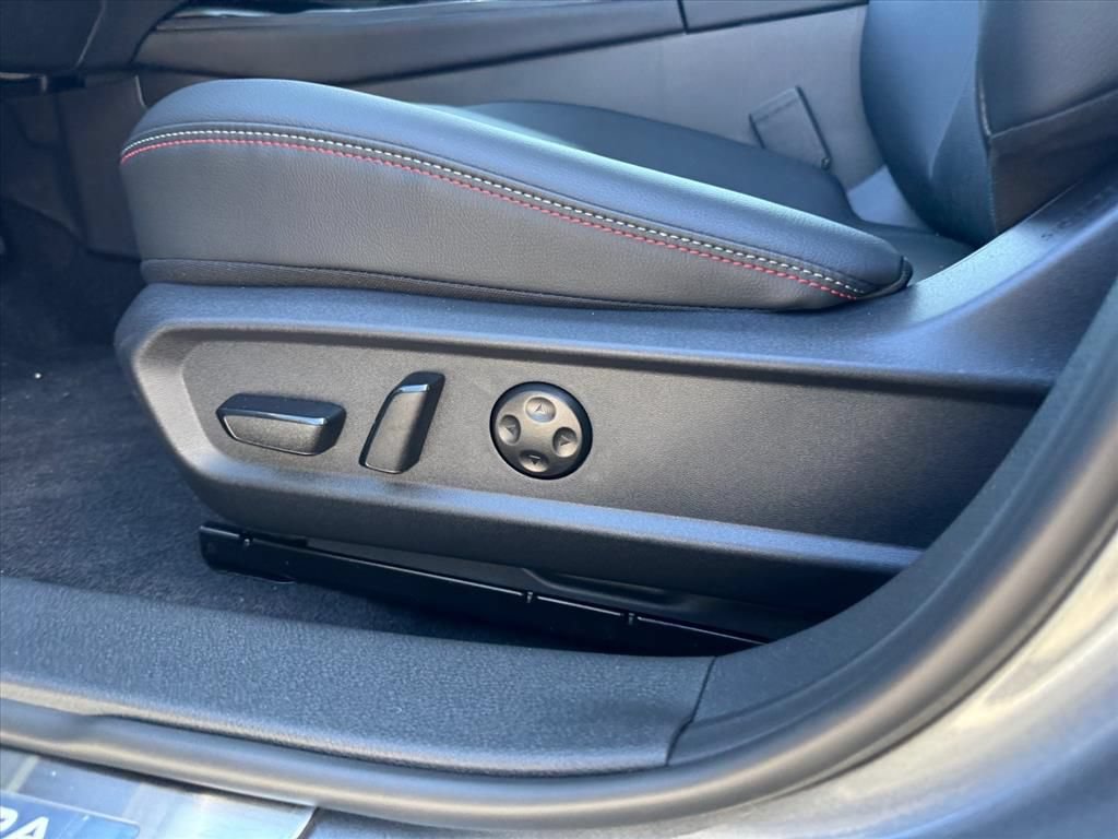 New 2026 Nissan Sentra SR w/ SR Premium Package FWD image 14