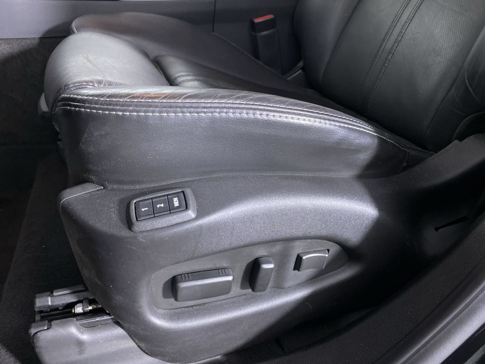 Certified 2016 Cadillac SRX Luxury FWD image 10