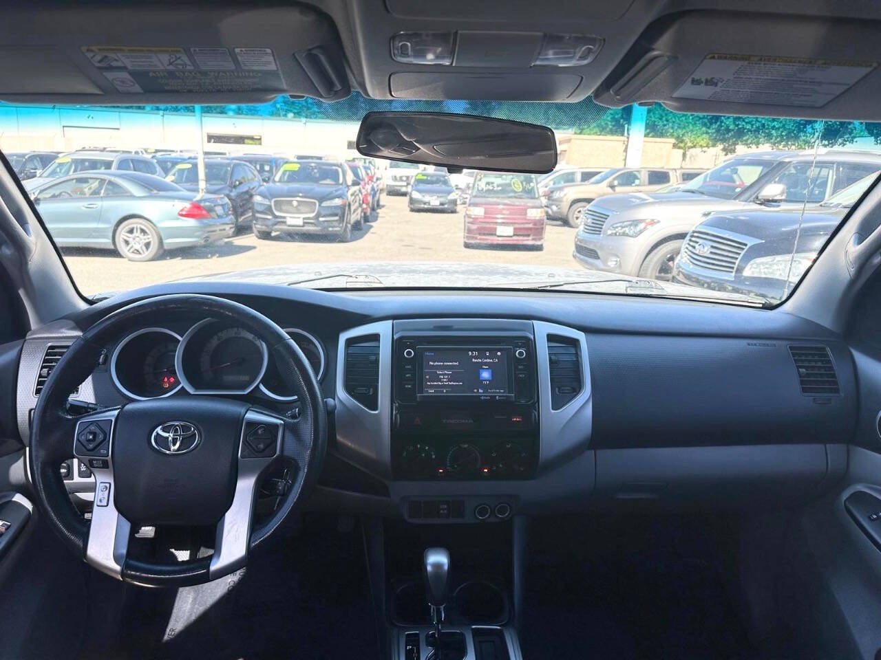 Used 2015 Toyota Tacoma PreRunner w/ SR5 Package RWD image 13