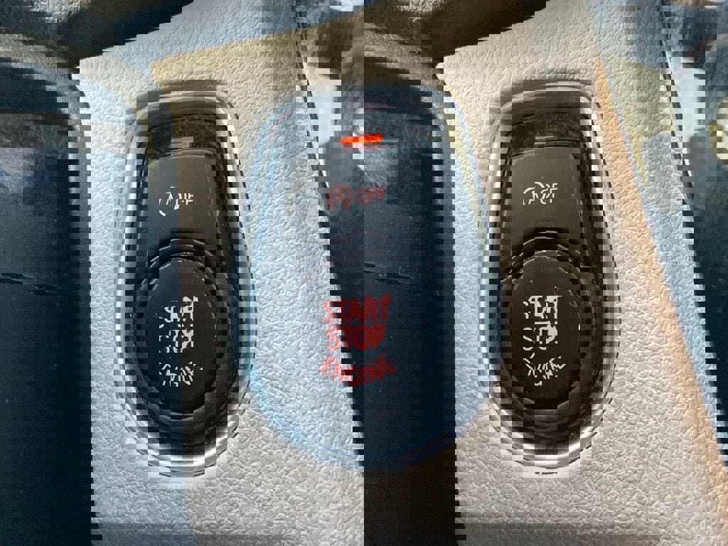 Used 2018 BMW 340i Sedan w/ Executive Package image 20