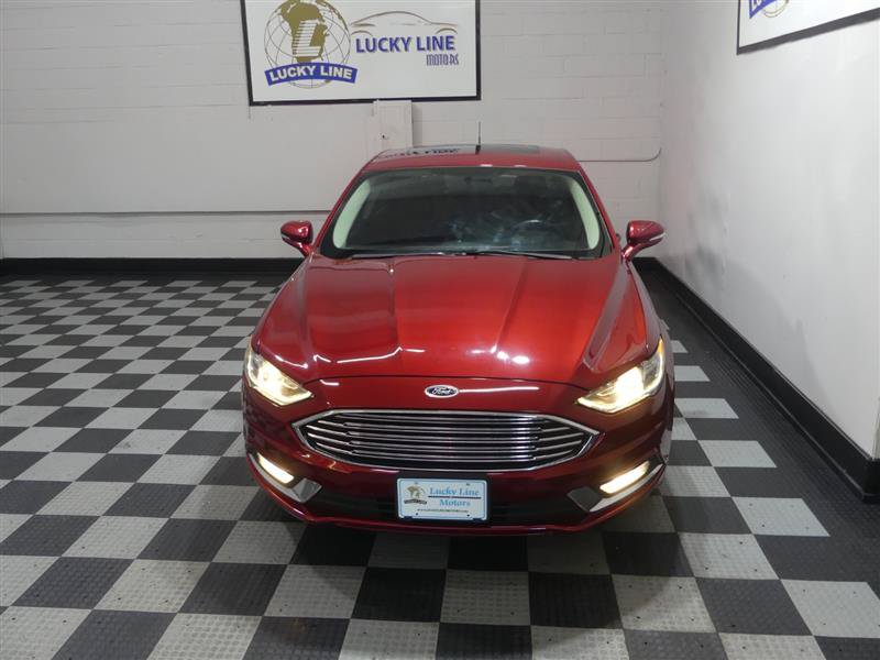 Used 2017 Ford Fusion SE w/ Equipment Group 201A FWD image 3