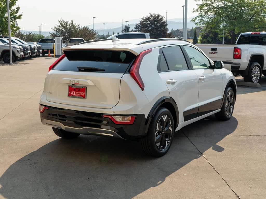 New 2026 Kia Niro Wind w/ Wind Preserve Package FWD image 7