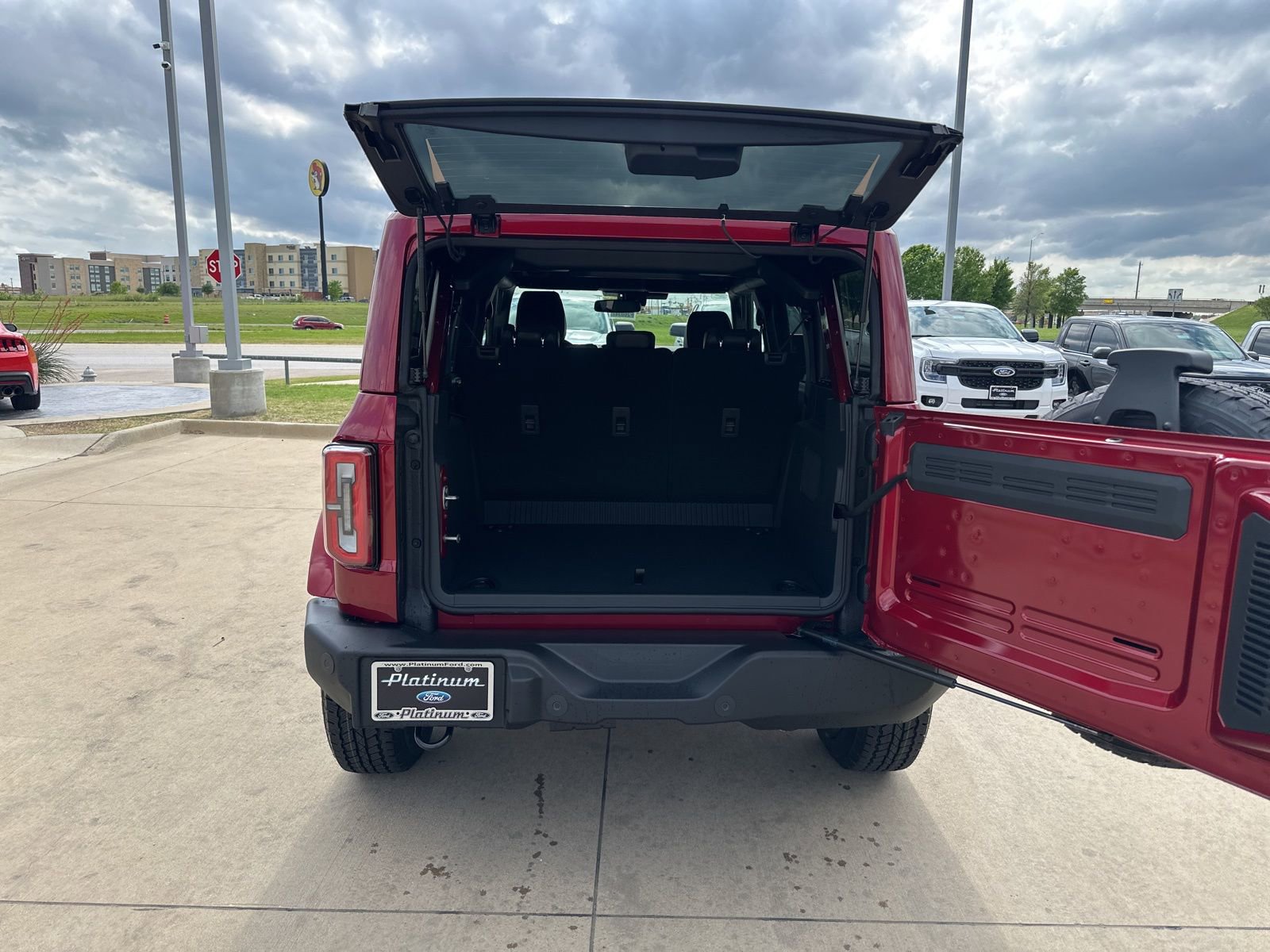 New 2026 Ford Bronco Outer Banks AWD/4WD image 5