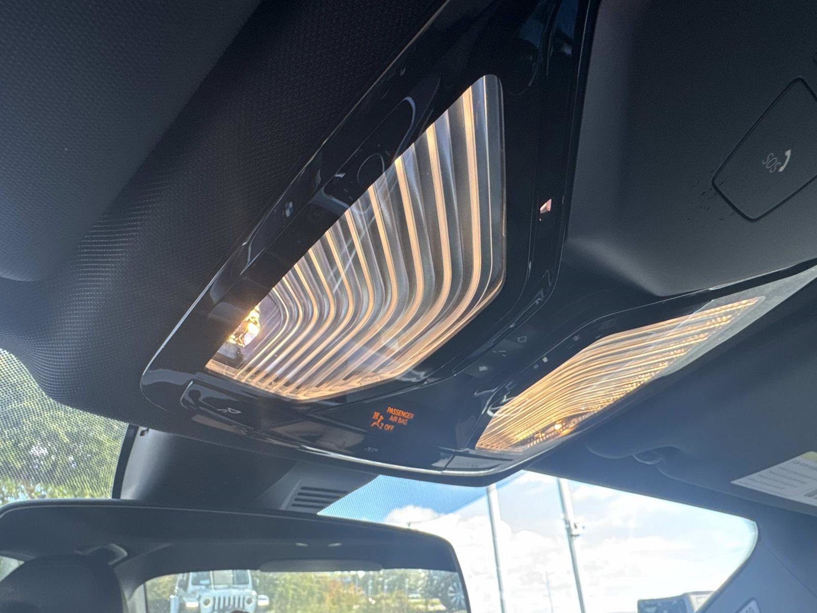 Certified 2025 BMW 330i Sedan image 25