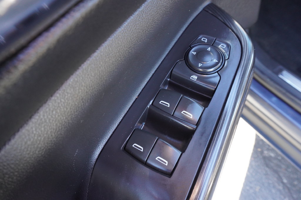 Certified 2018 GMC Acadia SLT FWD image 20