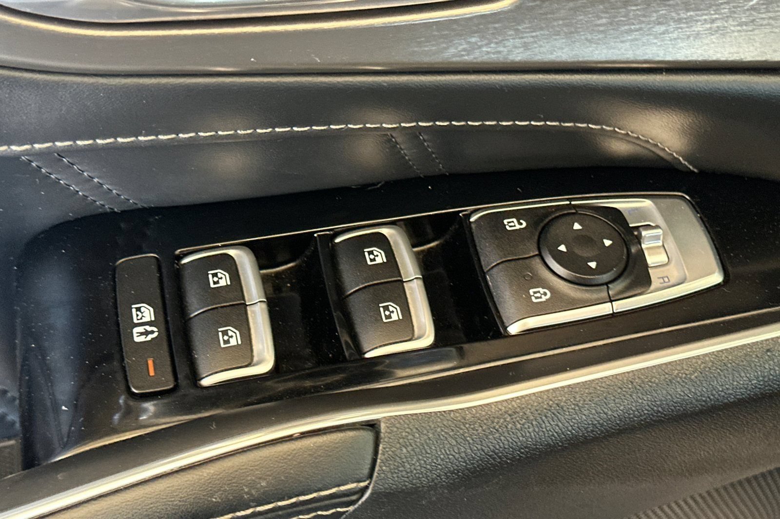 Used 2021 Kia Sorento SX AWD/4WD image 12