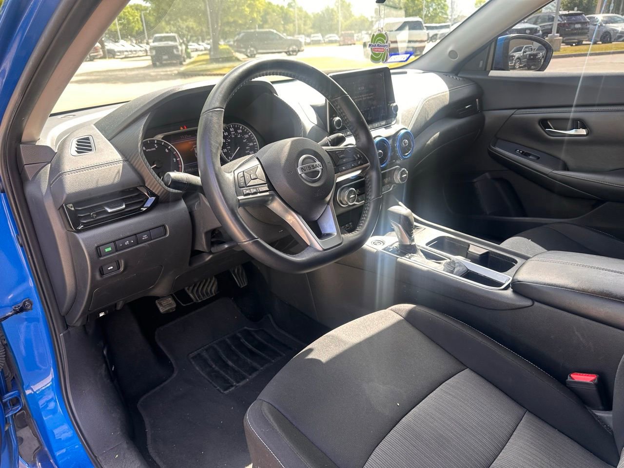 Used 2021 Nissan Sentra SV w/ Trunk Package image 23