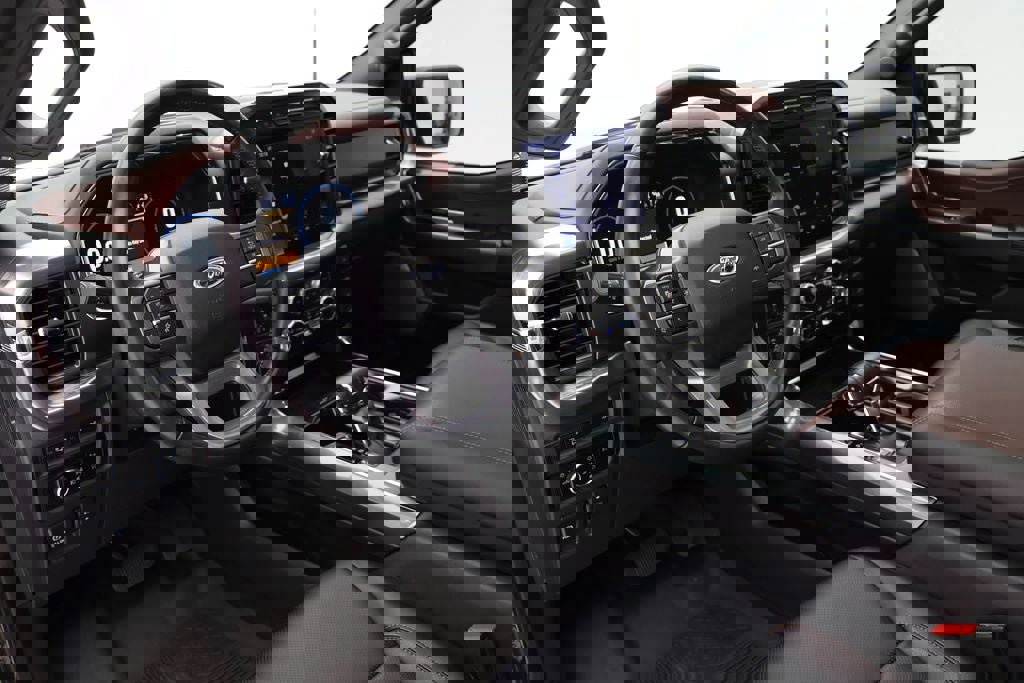 Used 2023 Ford F150 Lariat w/ Equipment Group 502A High image 19