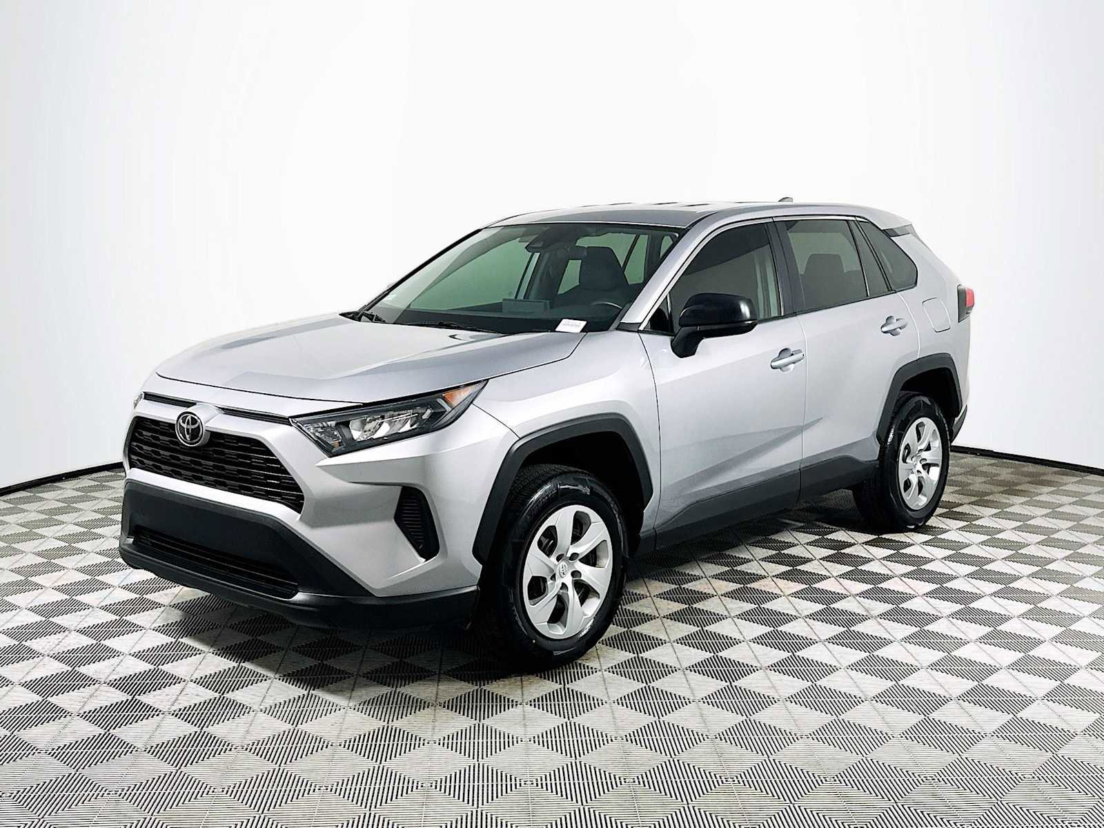 Used 2022 Toyota RAV4 LE w/ Carpet Mat Package (TMS) image 3