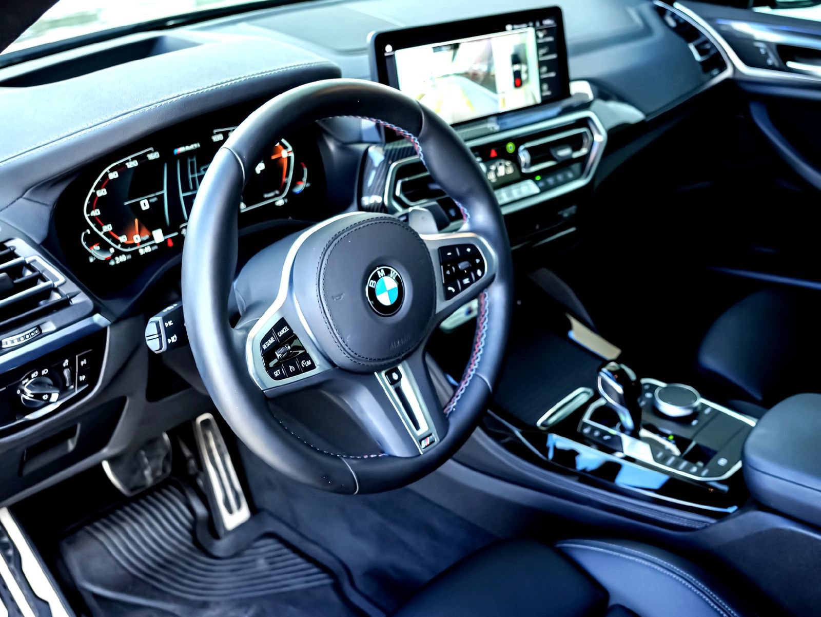 Used 2024 BMW X4 M40i w/ Premium Package AWD/4WD image 15