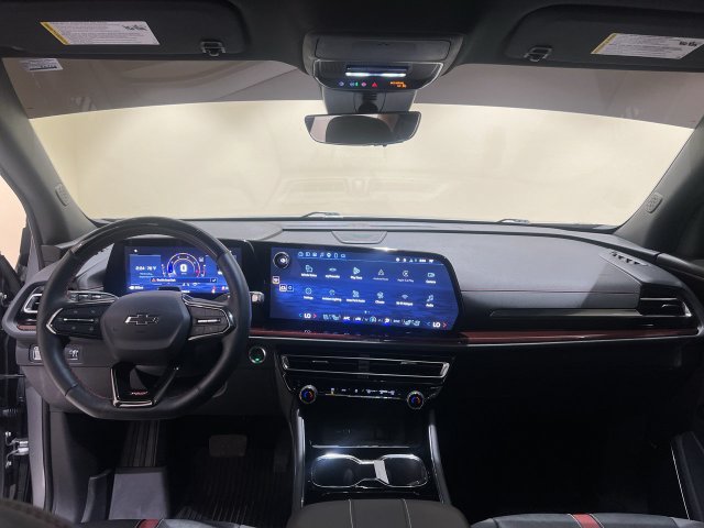 Used 2025 Chevrolet Traverse RS w/ LPO, Roadside Safety Package FWD image 20