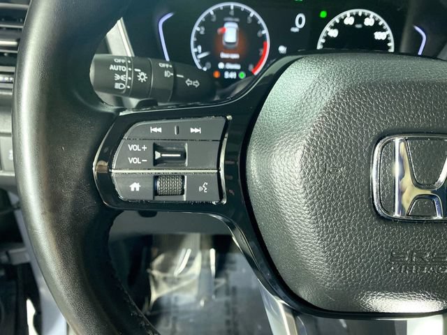 Used 2024 Honda Pilot Touring image 12