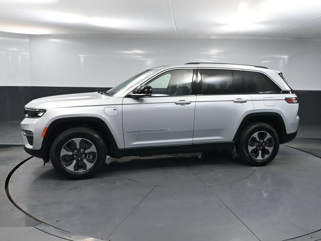 Used 2022 Jeep Grand Cherokee Limited 4xe AWD/4WD image 8