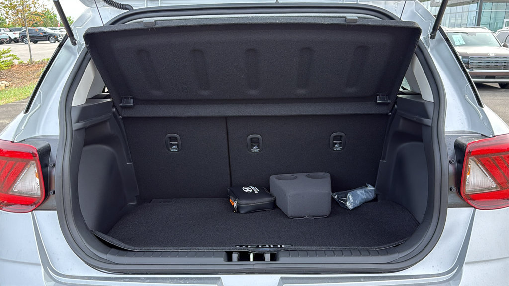 New 2026 Hyundai Venue SEL FWD image 10
