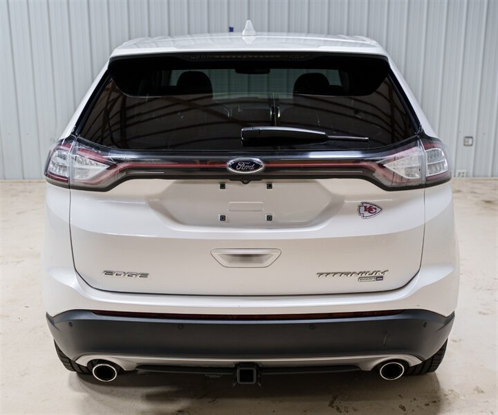 Used 2018 Ford Edge Titanium w/ Technology Package AWD/4WD image 6