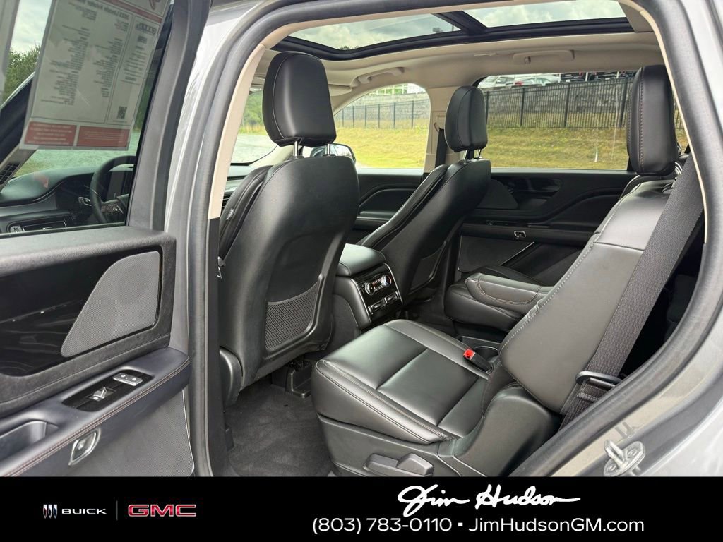 Used 2023 Lincoln Aviator AWD w/ Premium Package image 26