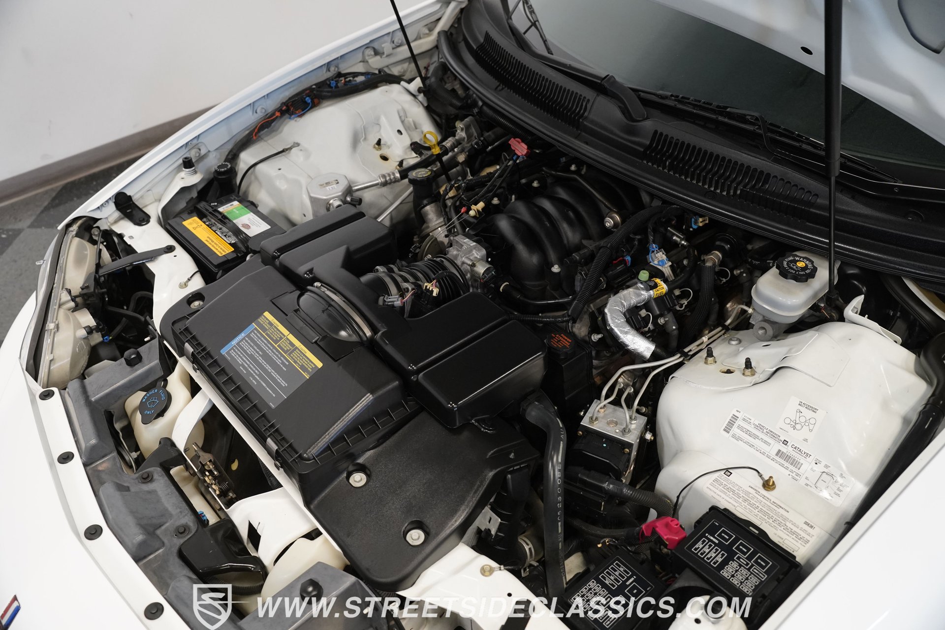 Used 2001 Chevrolet Camaro Z28 w/ Preferred Equipment Group image 19