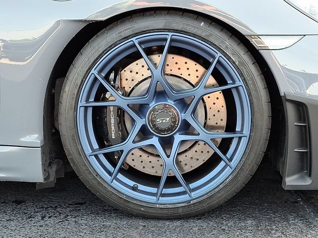 Certified 2023 Porsche 718 Cayman GT4 RS RWD image 12
