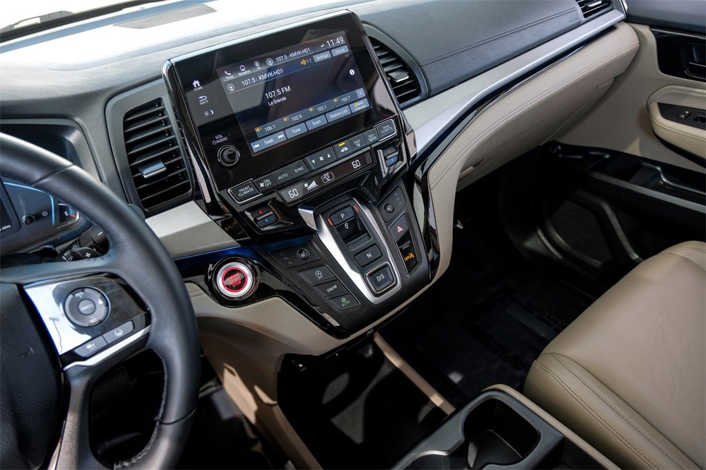 Used 2023 Honda Odyssey Touring image 25