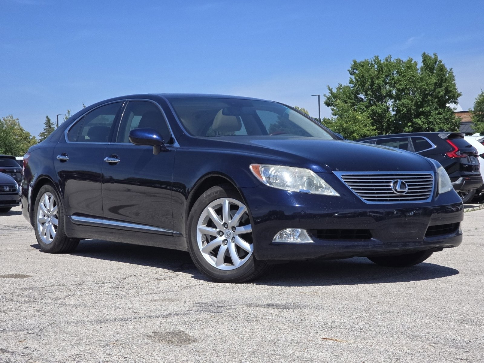Used 2008 Lexus LS 460 RWD image 2
